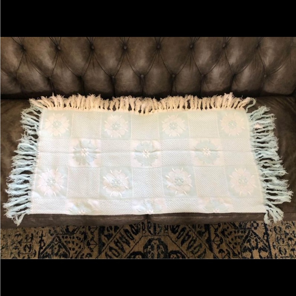 Vintage early 70s Fringed Floral Throw Baby Blanket